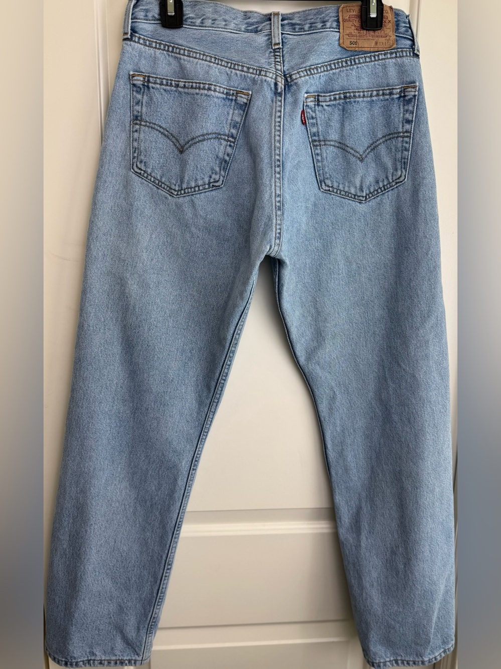 Levi's 501 Original Fit 33x30 Light Wash 100% Cotton Button Fly Jeans